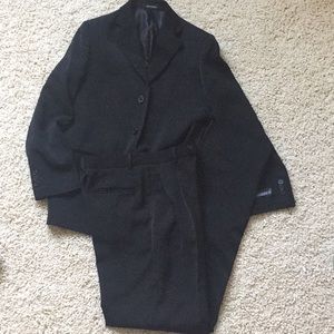 Barrage black classic boys suit set.